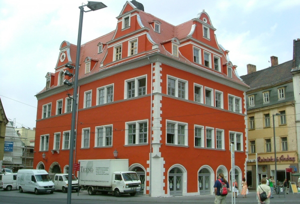 Fassadengestaltung Einfamilienhaus Weimar – Malermeister Grau